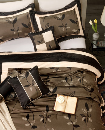 Pastora  Plush Print Leaves 7-Piece Comforter Set