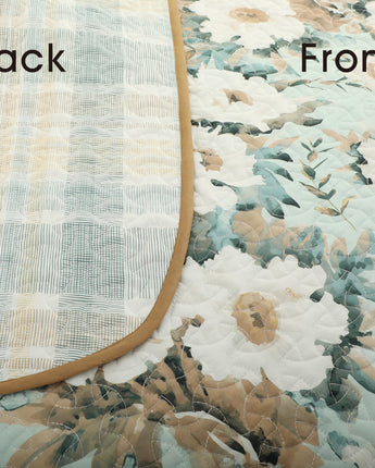 Rosehip 3 Piece Quilt Set, Green/White, Floral