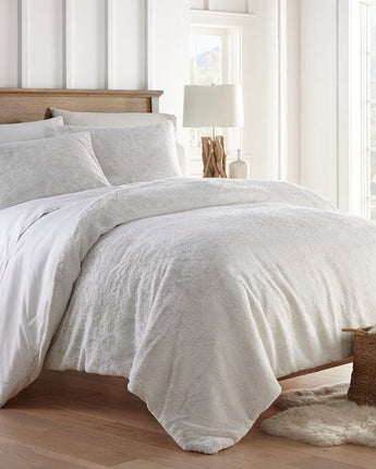 Vanessa Faux Fur Fluffy Soft 3-Piece Comforter Set